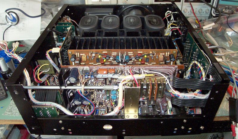 AU919_144.jpg