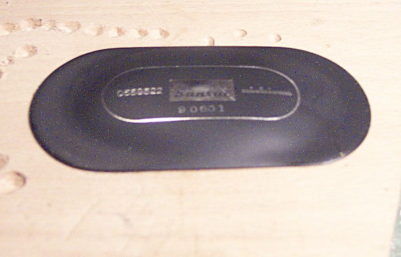 Oval_45.jpg