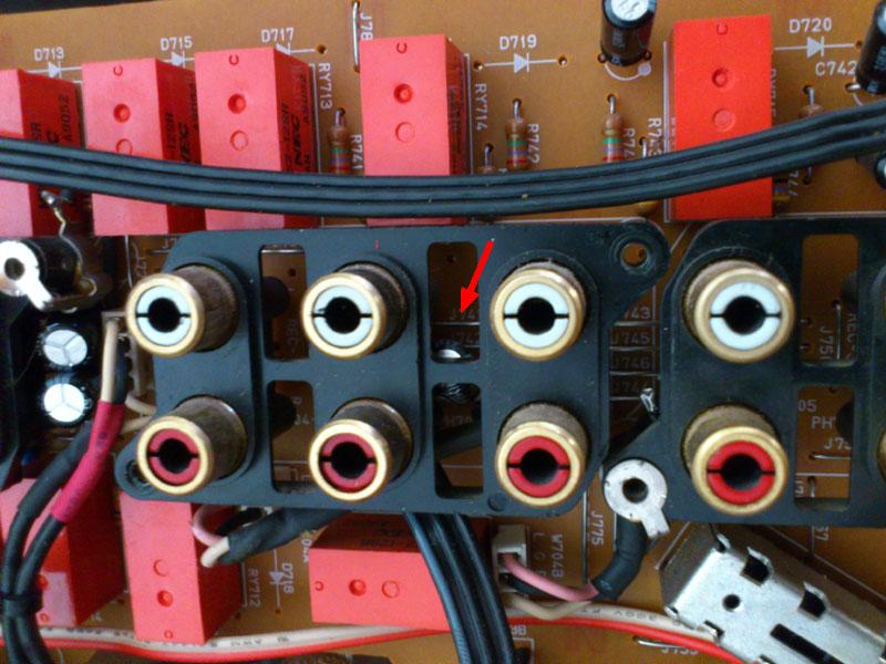 L590_inputsel_02.jpg