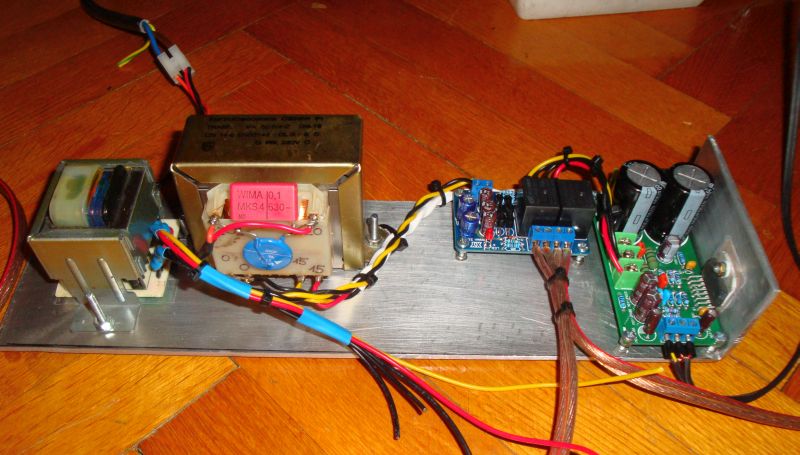 lm4766_1.jpg