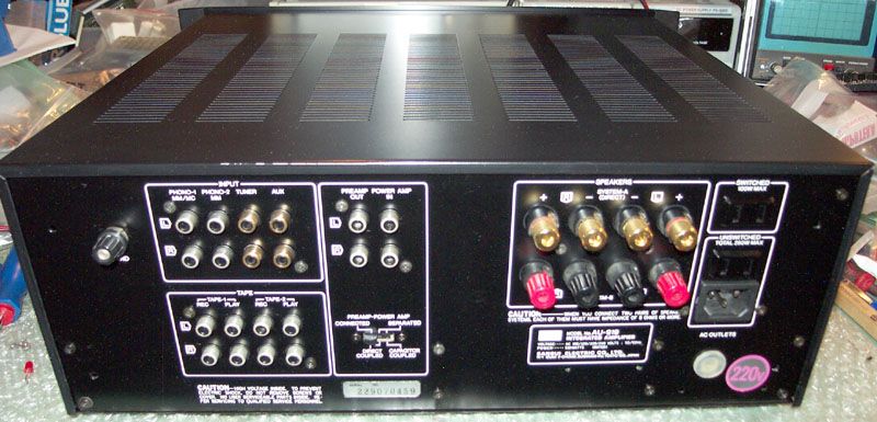 AU919_201.jpg