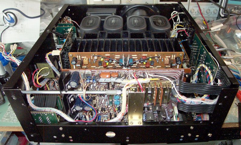 AU919_203.jpg