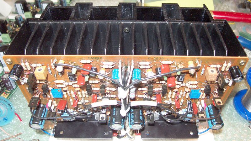 AU919_204.jpg