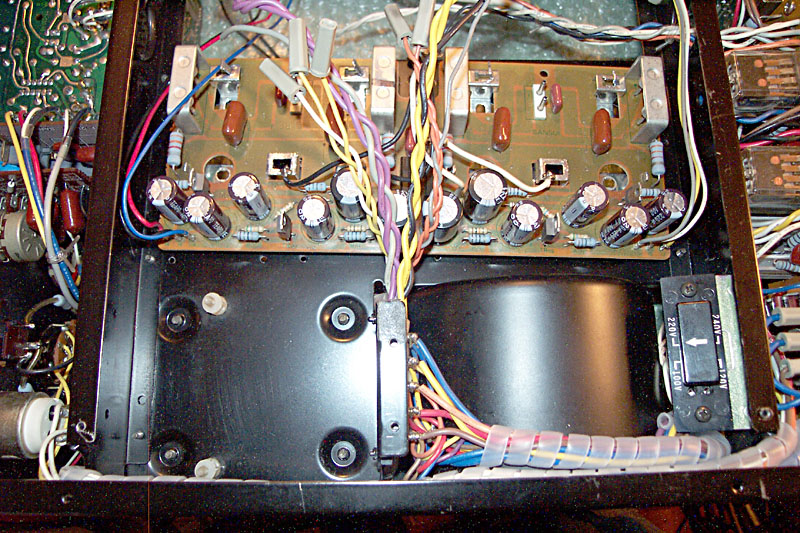 AU919_37.jpg