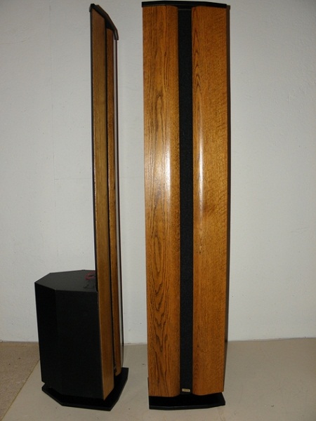 Carver_front_and_side_2.JPG